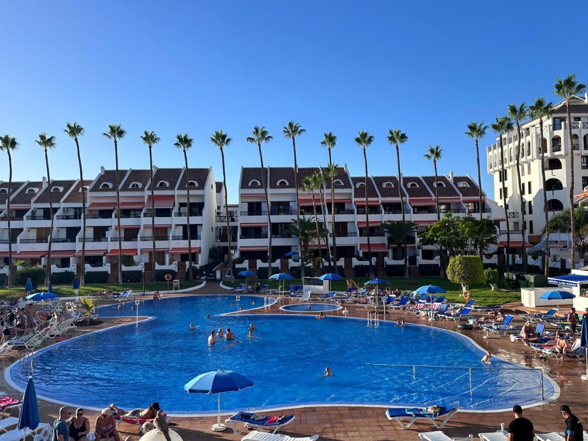 Apartment Parque Santiago Ii , Renovated, Ocean View, Heated Swimming Pool !